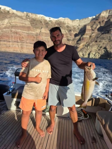 Pirate Fishing Santorini 27