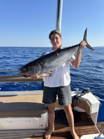 Pirate Fishing Santorini 8